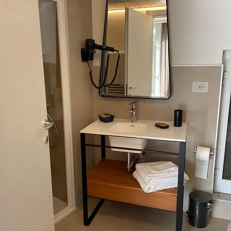 Πανσιόν Livin' Castiglione Chiavarese