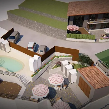 Livin' Πανσιόν