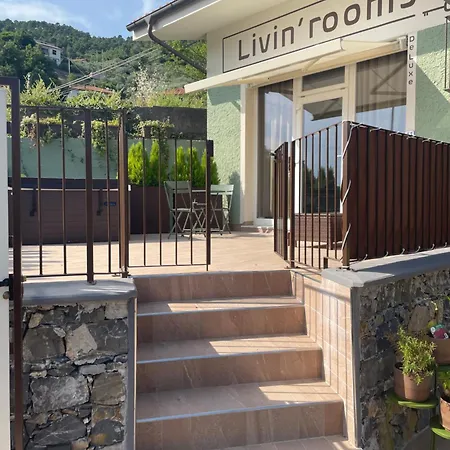 بيت ضيافة Livin' 4*