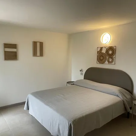 Livin' Πανσιόν