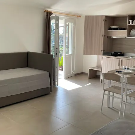 Livin' Castiglione Chiavarese