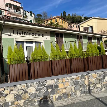 Livin' Pensionat Castiglione Chiavarese