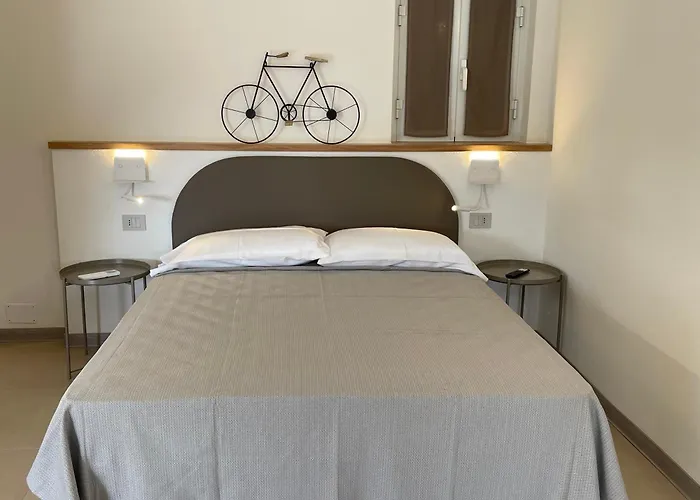 Livin' Πανσιόν 4*