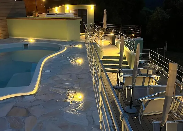 Πανσιόν Livin' Castiglione Chiavarese